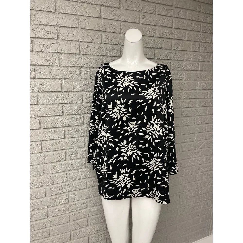 Merona Satin Floral Blouse Size XXL <3